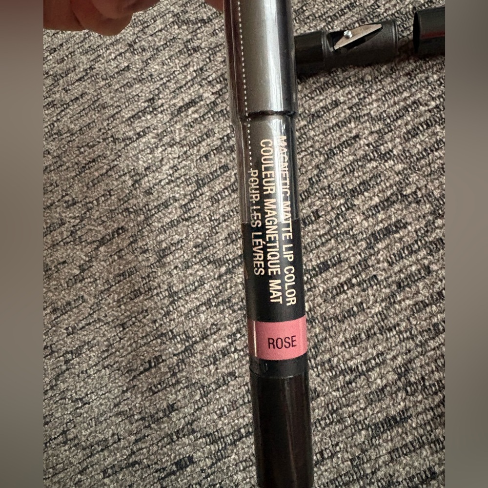 NEW IN BOX NUDESTIX Magnetic Matte Lip Color Pencil in Rose - Picture 6 of 10